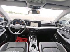 Volkswagen Lingdu L 280TSI DSG Dazzling Red Edition - ფოტო 8