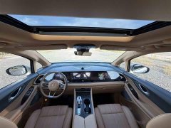 Voyah Dream PHEV Extended Range Luxury Edition - ფოტო 12
