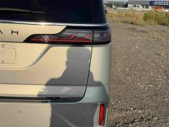 Voyah Dream PHEV Extended Range Luxury Edition - ფოტო 18