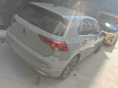 Volkswagen Golf 2021 280TSI DSG 30th Anniversary Edition - ფოტო 2