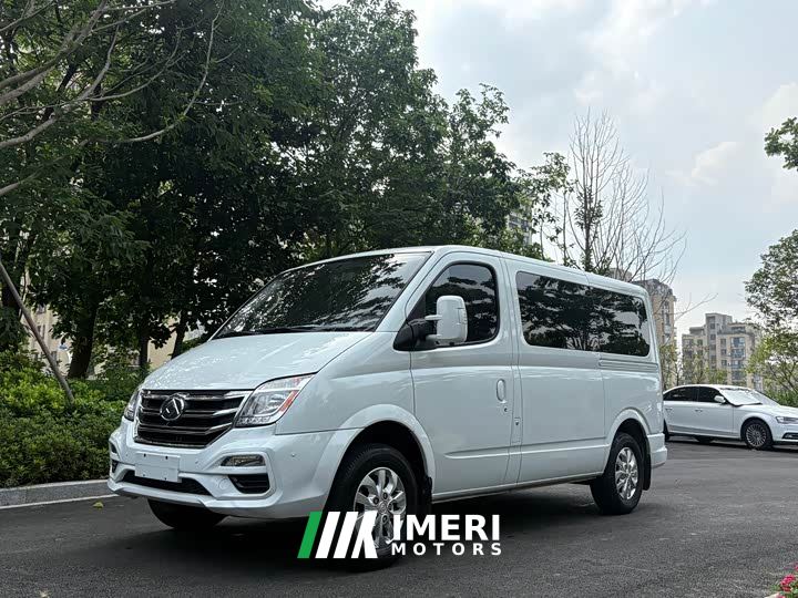 Maxus Xintu V80 2.0T PLUS AMT Aoyuntong Short Wheelbase Mid-roof 5/6 Seater