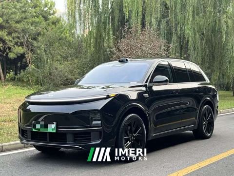 2022 Li Auto L8 Max