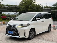 Lexus LM 2020 300h Four-Seat Royal Edition - ფოტო 1