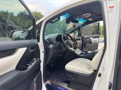 Lexus LM 2020 300h Four-Seat Royal Edition - ფოტო 4
