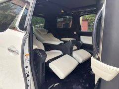 Lexus LM 2020 300h Four-Seat Royal Edition - ფოტო 7