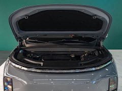 Li Auto L8 Ultra Smart Refresh Edition - фото 5