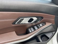 BMW 3 Series 325Li M Sport Package - ფოტო 4