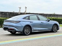 BYD Dolphin 07 DM-i 1.5L 70km Elite - ფოტო 4