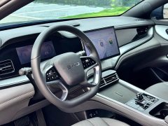 BYD Dolphin 07 DM-i 1.5L 70km Elite - ფოტო 9