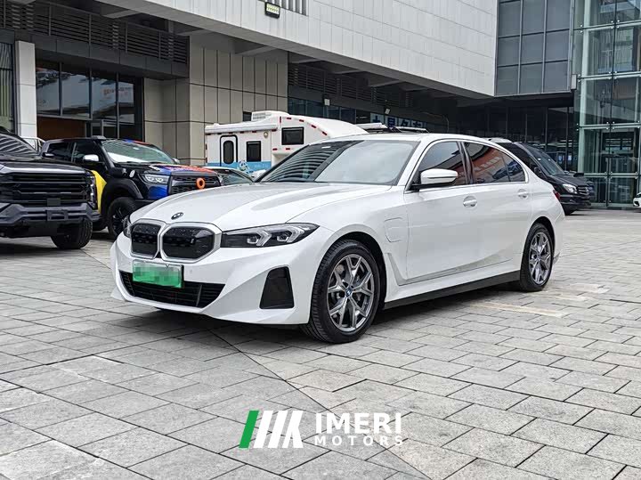 BMW i3 2022 eDrive 35 L - ავტომობილი ჩინეთიდან
