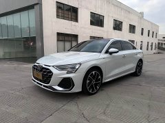 Audi A3 A3L Limousine 35TFSI Prestige - ფოტო 1