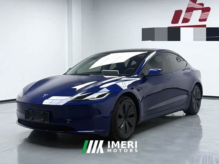 Tesla Model 3 Rear-Wheel Drive - автомобиль из Китая