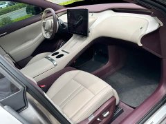 Xiaomi YU7 2025 Rear-Wheel Drive Long-Range Edition - ფოტო 10