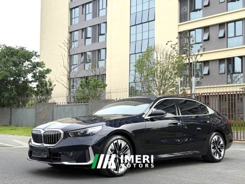 2025 BMW 5 Series 530Li Luxury M Sport Package - ავტომობილი ჩინეთიდან