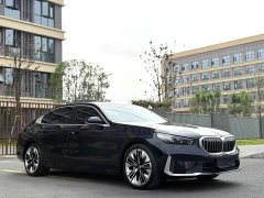 BMW 5 Series 530Li Luxury M Sport Package - ფოტო 3
