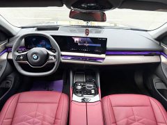 BMW 5 Series 530Li Luxury M Sport Package - ფოტო 5