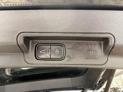 Ford Explorer 2020 EcoBoost 285 AWD Titanium 7-Seater - ფოტო 14