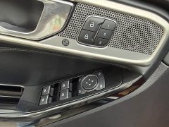 Ford Explorer 2020 EcoBoost 285 AWD Titanium 7-Seater - ფოტო 18