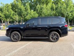 Toyota Land Cruiser (Imported) LC300 2022 3.5T Middle East Edition - ფოტო 3