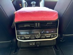 Toyota Land Cruiser (Imported) LC300 2022 3.5T Middle East Edition - ფოტო 9