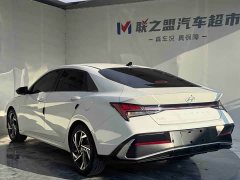 Hyundai Elantra 1.5L CVT Luxury - ფოტო 4