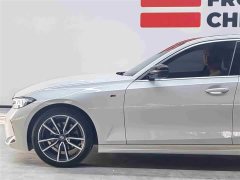 BMW 3 Series 320Li M Sport Package - ფოტო 4