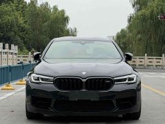 BMW M5 - ფოტო 2
