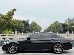 BMW M5 - ფოტო 3