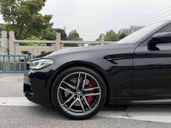 BMW M5 - ფოტო 6