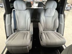 AITO M9 Extended Range Ultra 42kWh 6-Seater - ფოტო 14