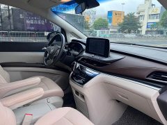 Buick GL8 Land Business Class Comfort Edition - ფოტო 19