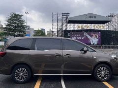 Buick GL8 Land Business Class Comfort Edition - ფოტო 7