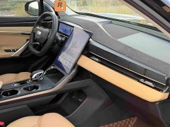 Geely Boyue L 1.5TD DCT Luxury - ფოტო 12