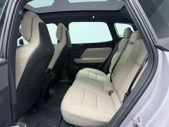 Volvo XC70 Plug-in Hybrid 2026 Two-Wheel Drive Long Range Core - ფოტო 6