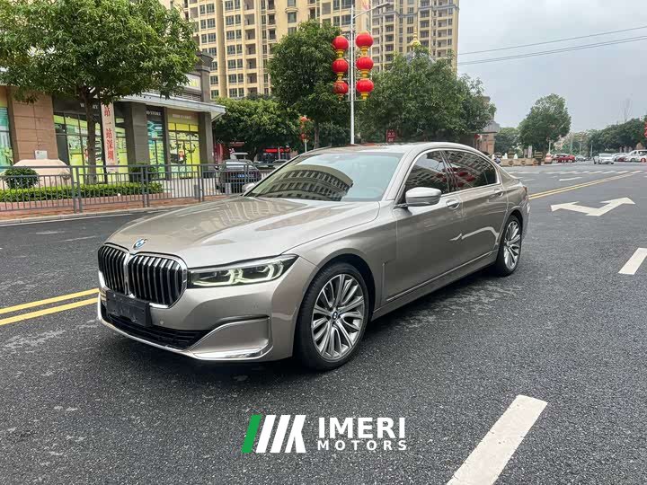 BMW 7 Series 2019 Facelift 740Li Luxury M Sport Package - ავტომობილი ჩინეთიდან