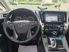 Toyota Vellfire 2021 Crown Hybrid 2.5L HV Luxury Edition - ფოტო 16
