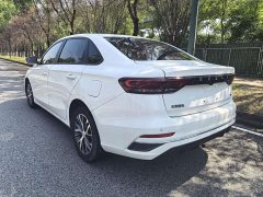Geely Emgrand 2022 4th Generation 1.5L CVT Luxury - ფოტო 6