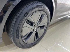 Li Auto L7 MAX - ფოტო 17