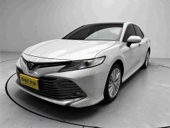 Toyota Camry 2019 Facelift 2.5G Luxury - ფოტო 1