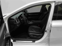 Toyota Camry 2019 Facelift 2.5G Luxury - ფოტო 6