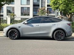 Tesla Model Y Long Range All-Wheel Drive - ფოტო 3