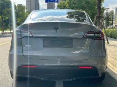 Tesla Model Y Long Range All-Wheel Drive - ფოტო 5