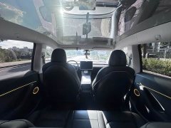 Tesla Model Y Long Range All-Wheel Drive - ფოტო 7