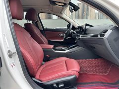 BMW 3 Series 320Li M Sport Package - ფოტო 18