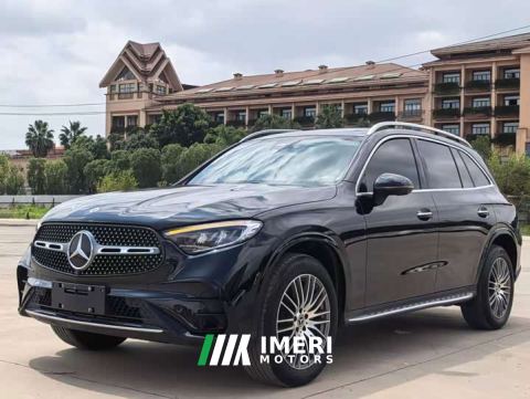 2023 Mercedes-Benz GLC 300 L 4MATIC Dynamic 5-Seater
