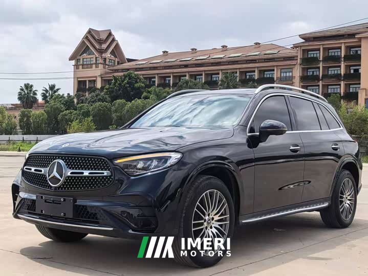 Mercedes-Benz GLC 300 L 4MATIC Dynamic 5-Seater