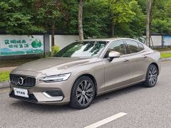 Volvo S60 T4 Smart Luxury Edition - ფოტო 1