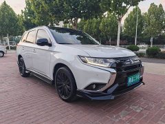 Mitsubishi Outlander 2021 2.0L FWD Radiant Edition 5-Seater - ფოტო 3