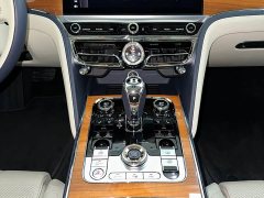 Bentley Flying Spur 4.0T V8 Standard Edition - ფოტო 15