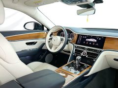 Bentley Flying Spur 4.0T V8 Standard Edition - ფოტო 17